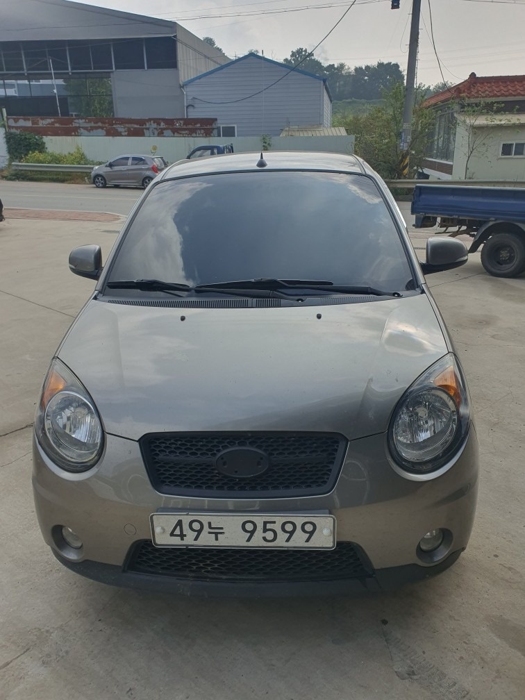 2010년식 가솔린 153000km
 중고차 직거래 (1)