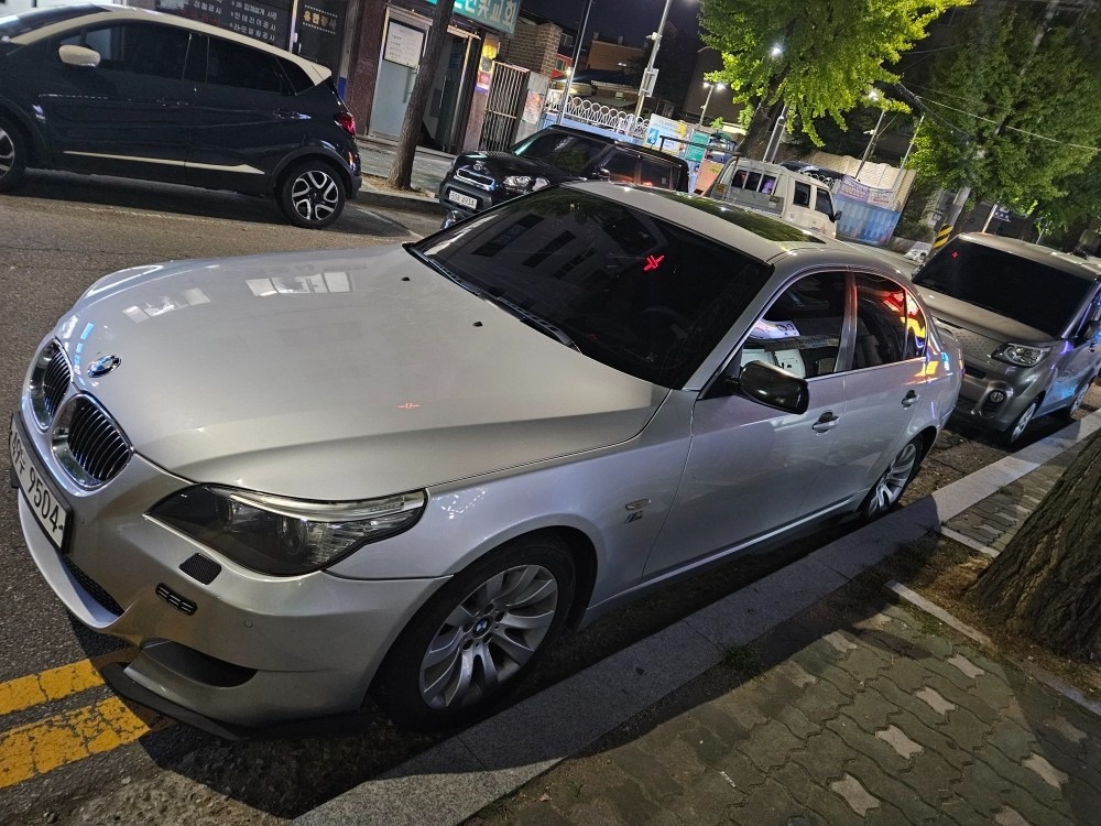 08년식 BMW528I

키로수16만 중고차 직거래 (4)