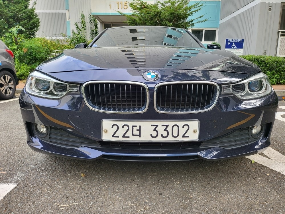 BMW 320d F30 판매.
201 중고차 직거래 (7)