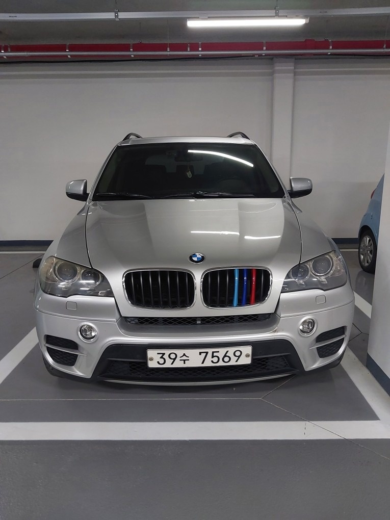 X5 E70 35 i xDrive (305마력) 매물 썸네일