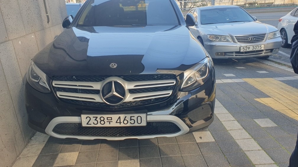 GLC X253 GLC350 e 4Matic 전기형 (211마력) 매물 썸네일