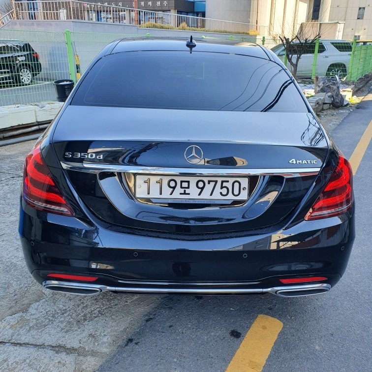 S 클래스 W222 S350 d 4Matic 후기형 (286마력) 매물 썸네일