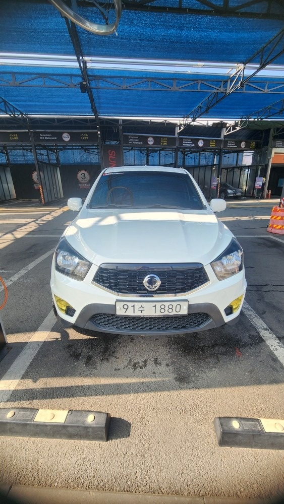 코란도 스포츠 Q150 5인승(CX7 2.0) 4WD 클럽 매물 썸네일