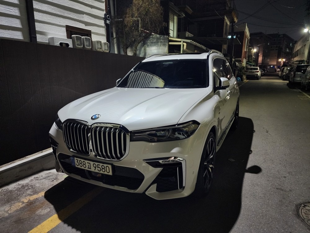 X7 G07 40 i xDrive 전기형 (340마력) 매물 썸네일