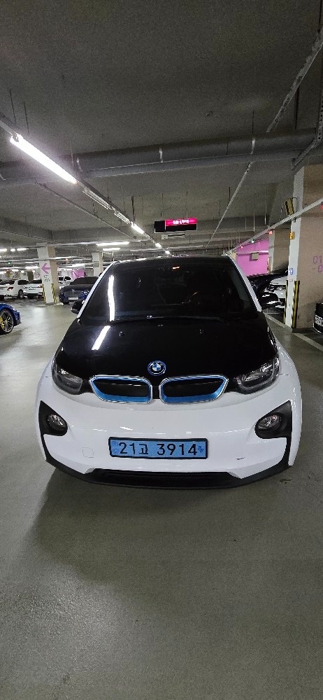 i3 IO1 BEV(22.6kWh) FWD (170마력) 매물 썸네일