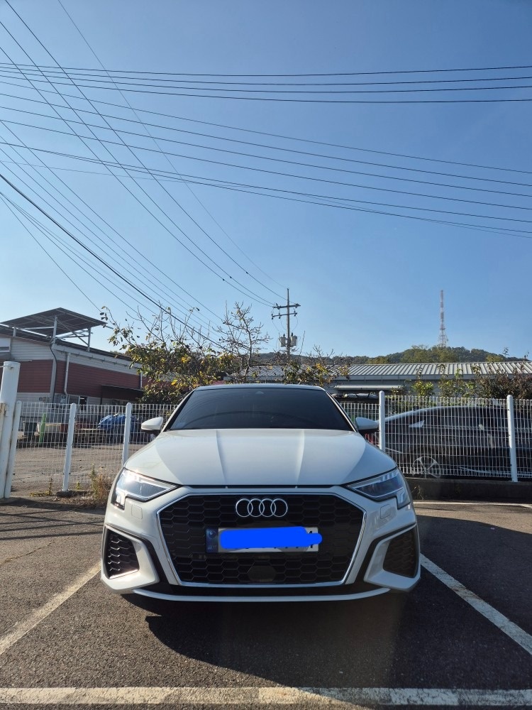 A3 8Y 40 TFSI (204마력) 매물 썸네일