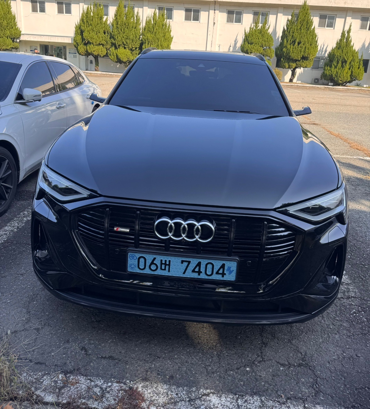 e-tron 전기(95kWh) AWD 55 Sportback quattro 매물 썸네일