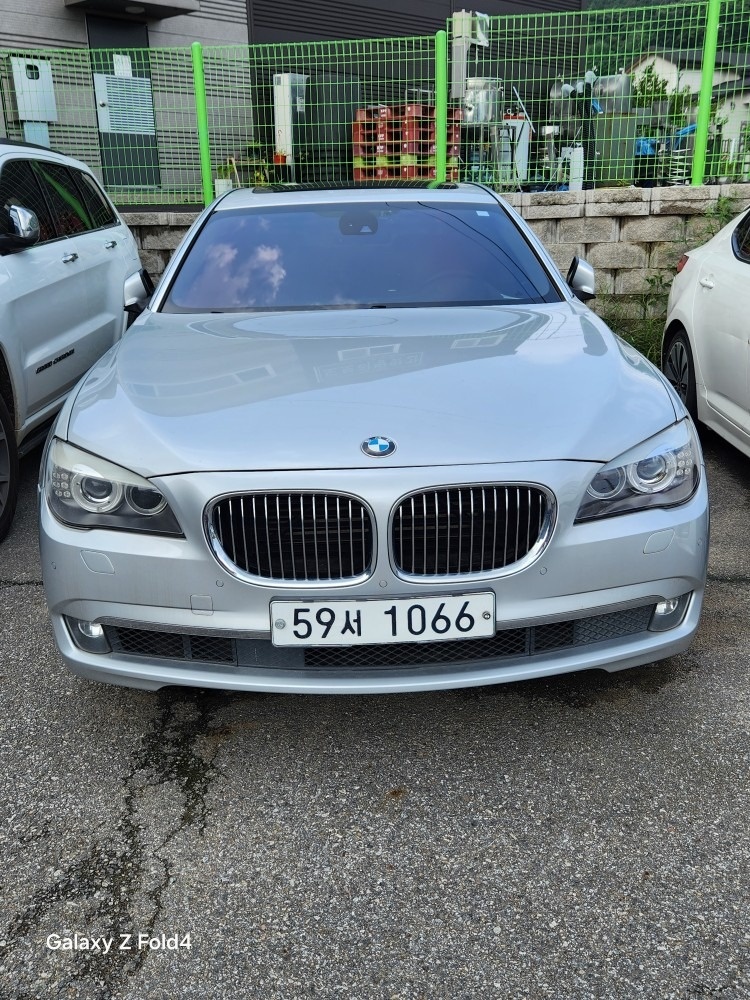 7시리즈 F01 750Li xDrive (408마력) 매물 썸네일