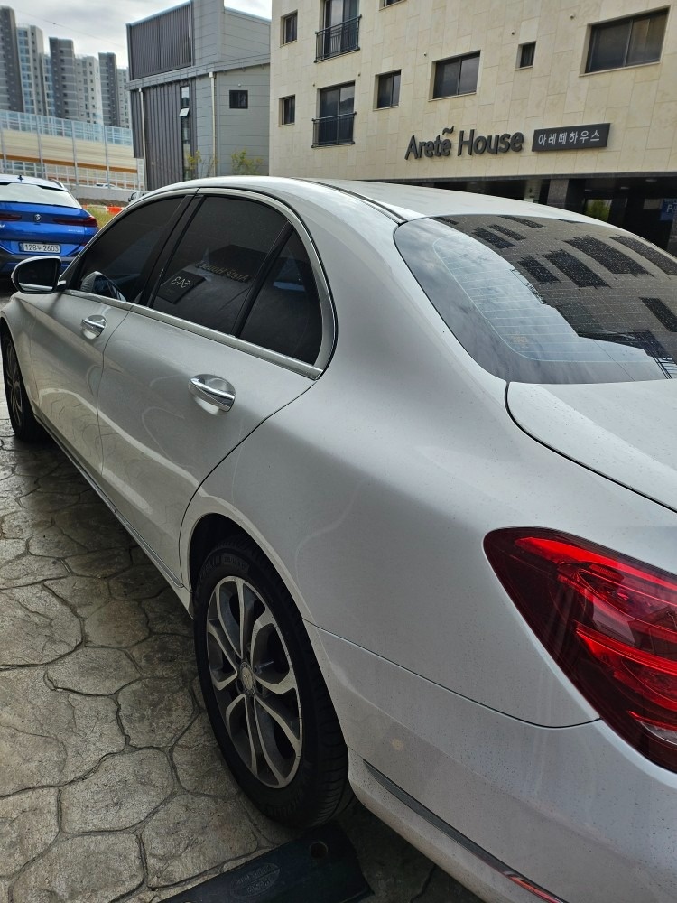 
벤츠 c 클래스 w205 c200  중고차 직거래 (4)