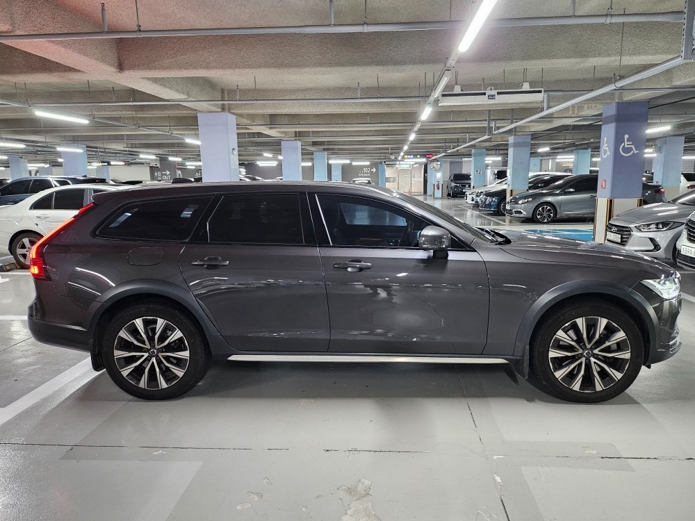 V90 크로스컨트리 B5 AWD 매물 썸네일