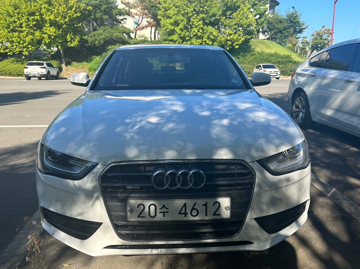 A4 B8/8K 2.0 TDI 콰트로 (177마력) 매물 썸네일