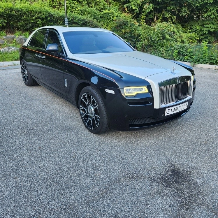 고스트 RR4 6.6 V12 SWB 기본모델 | 평리동 | 당근 중고차
