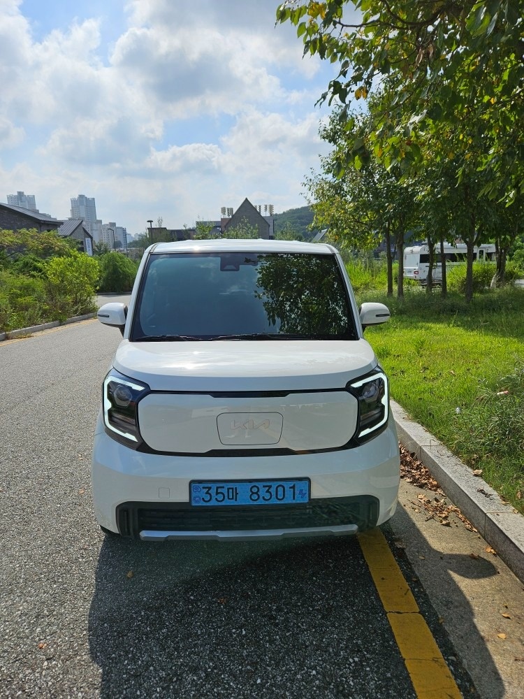 더 뉴 레이 PE2 TAM BEV(35.2 kWh) FWD 에어(205km) 매물 썸네일