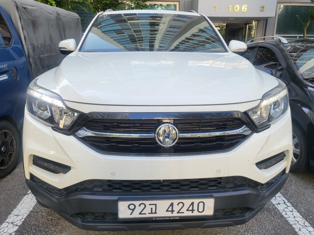 렉스턴 스포츠 Q200. G4 5인승(디젤 2.2) 4WD 노블레스 매물 썸네일