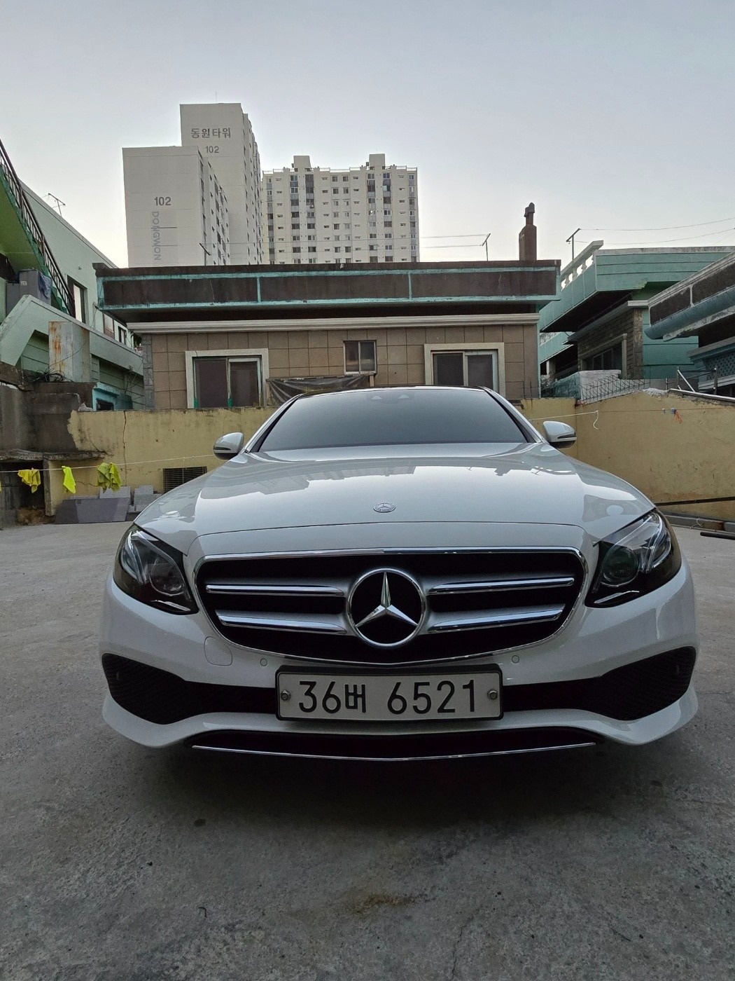 E 클래스 W213 E220 d 4Matic 전기형 (194마력) 매물 썸네일