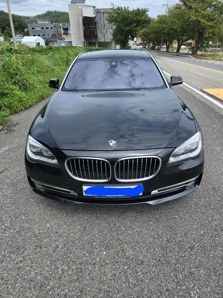 7시리즈 F01 750Li xDrive (449마력) 매물 썸네일