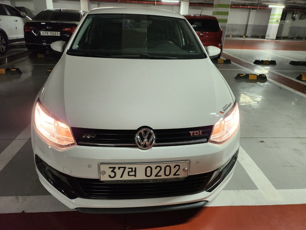 폴로 Ⅴ 1.4 TDI BMT R-Line 매물 썸네일