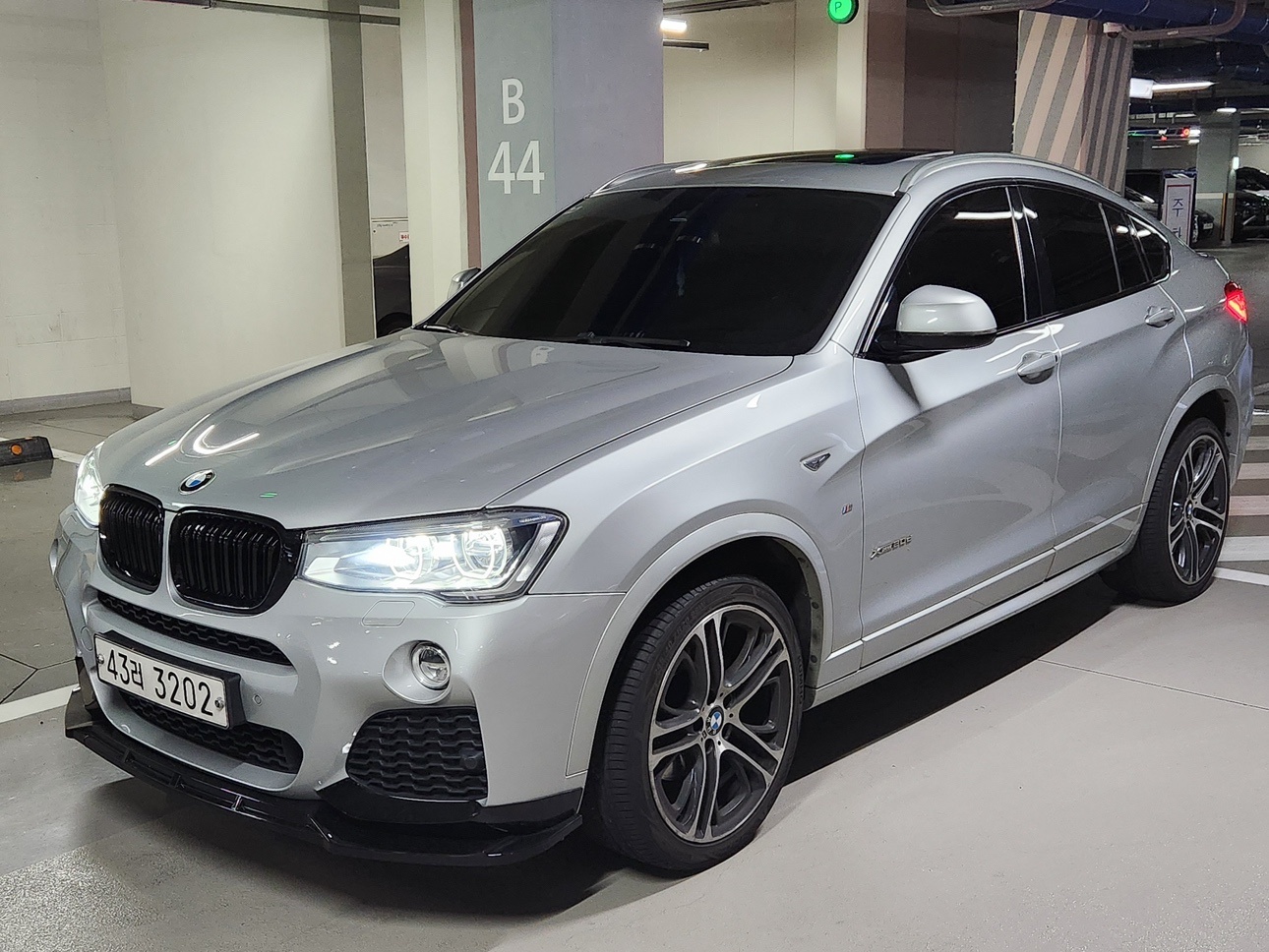 X4 F26 20d xDrive (190마력)M 스포츠 매물 썸네일