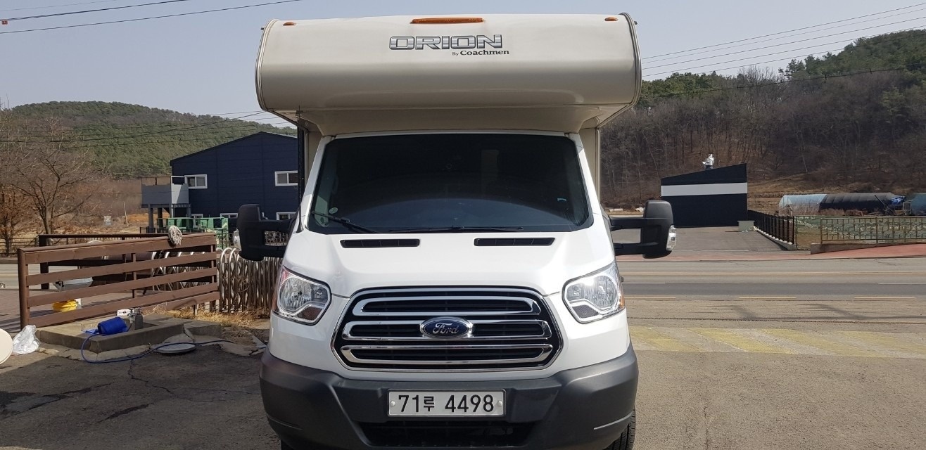 트랜짓 T350 V363 3.7 DRW Cutaway 포드트랜짓코치맨(COACHMAN)캠핑카 매물 썸네일