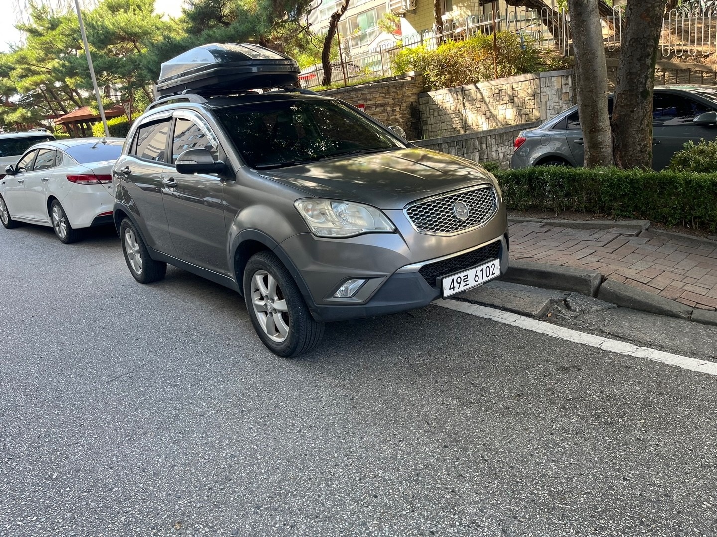 수동입니다
클러치 가볍고 에어컨 잘  중고차 직거래 (3)