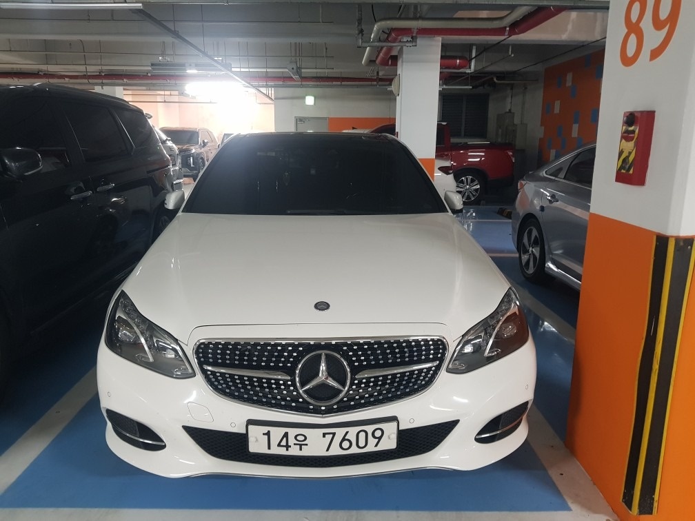 E 클래스 W212 E250 CDI 4Matic 후기형 (204마력) 매물 썸네일