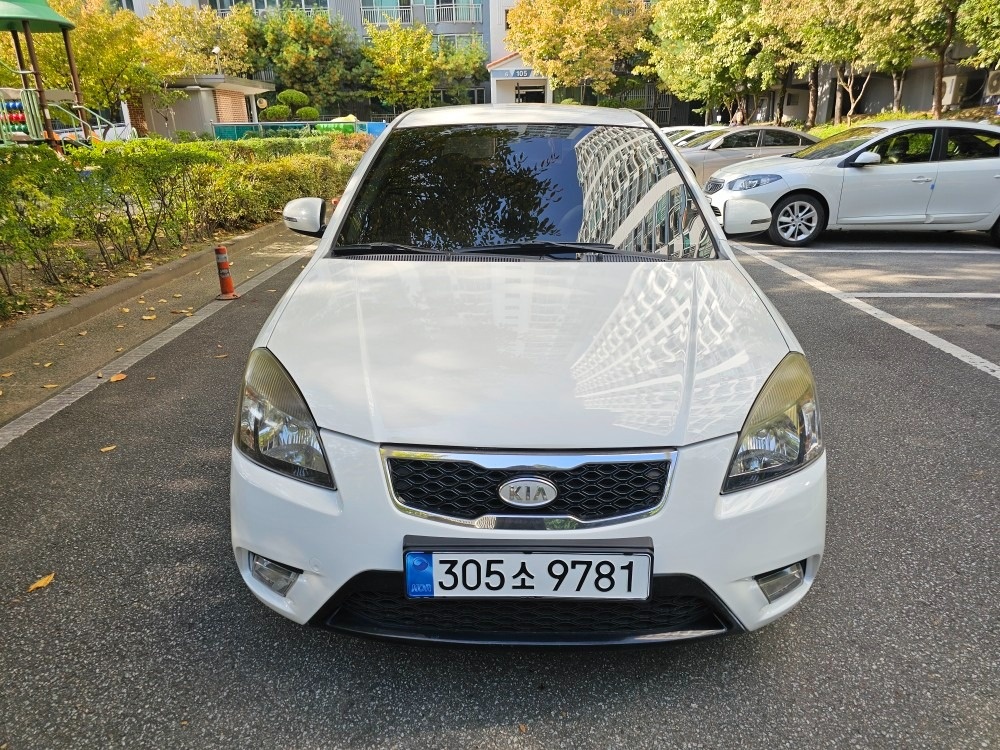 뉴 프라이드 JB 5DR 1.6(CVVT) SLX 매물 썸네일