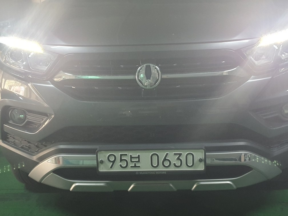 렉스턴 스포츠 Q200. G4 5인승(디젤 2.2) 4WD 노블레스 매물 썸네일