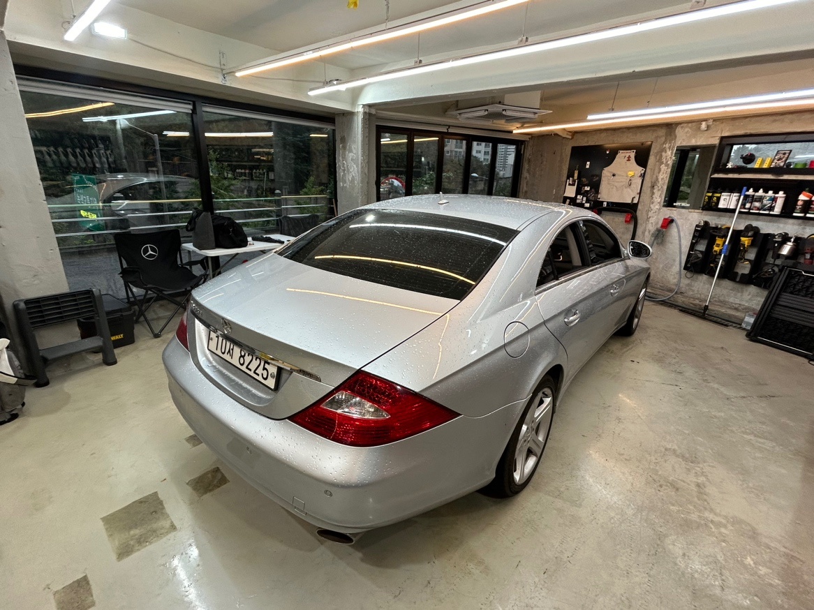 W219 CLS350 정식버전
사고이 중고차 직거래 (7)