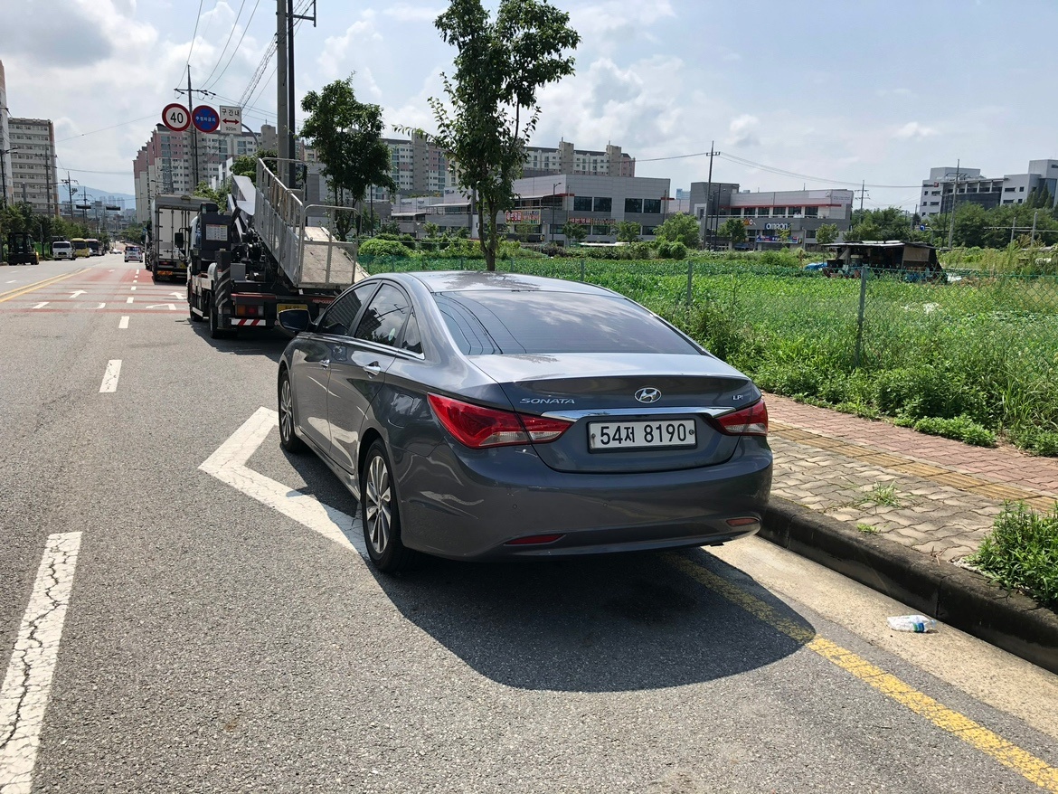 장거리 출장용으로 써서 키로수는 많은 중고차 직거래 (2)