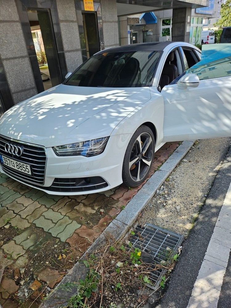 A7 Sportback 4G8 50 TDI 콰트로 (272마력) 매물 썸네일