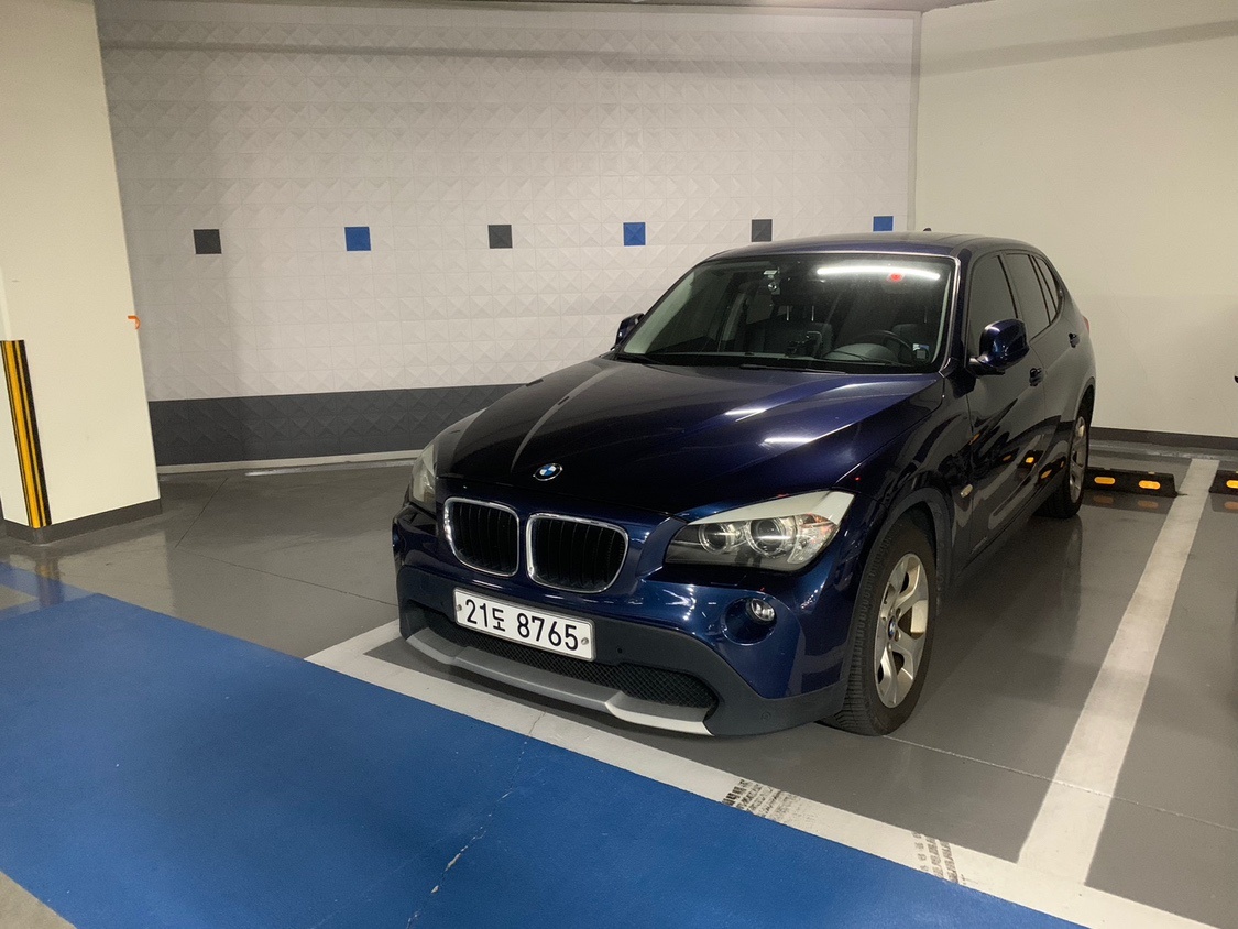 X1 E84 20d xDrive 후기형 (184마력) 매물 썸네일