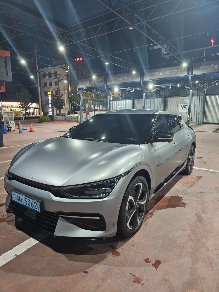 EV6 CV BEV(롱레인지/77.4kWh) AWD GT-Line(403km) 매물 썸네일