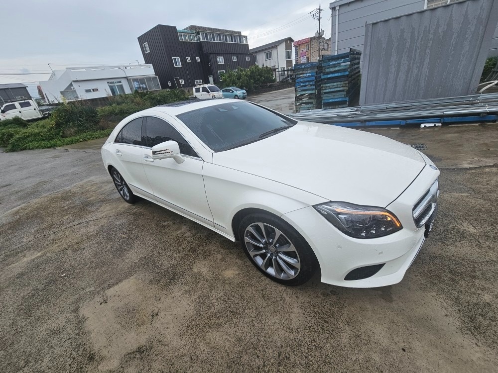 CLS 클래스 W218 CLS250 d 4Matic 후기형 (204마력) 매물 썸네일