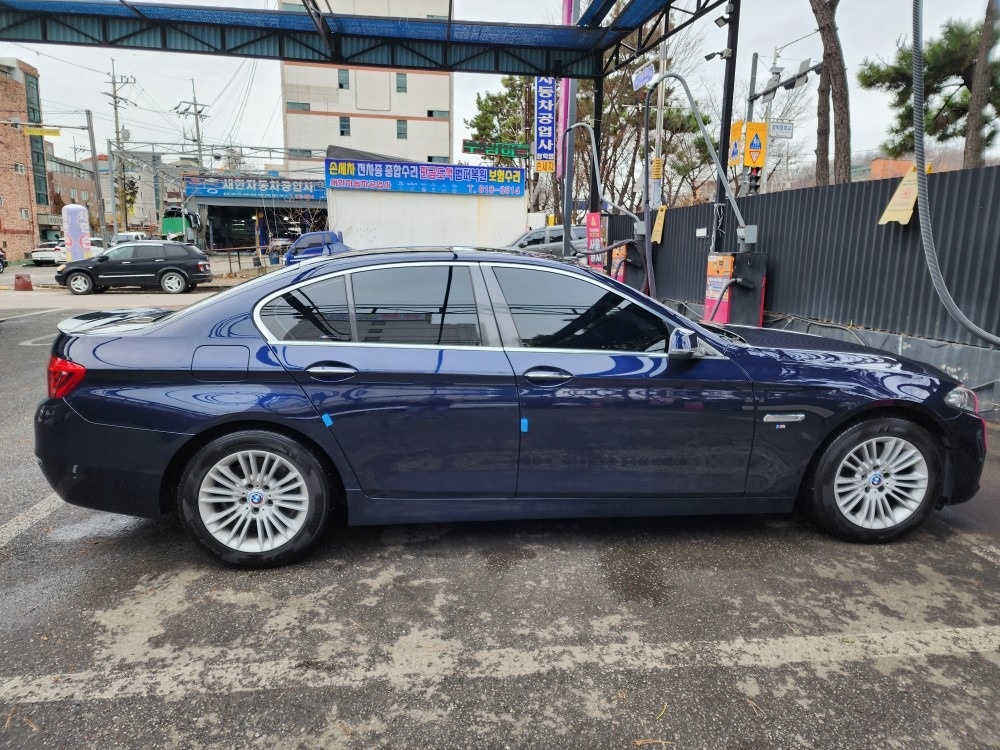 f10 bmw520d xdrive 
 중고차 직거래 (3)