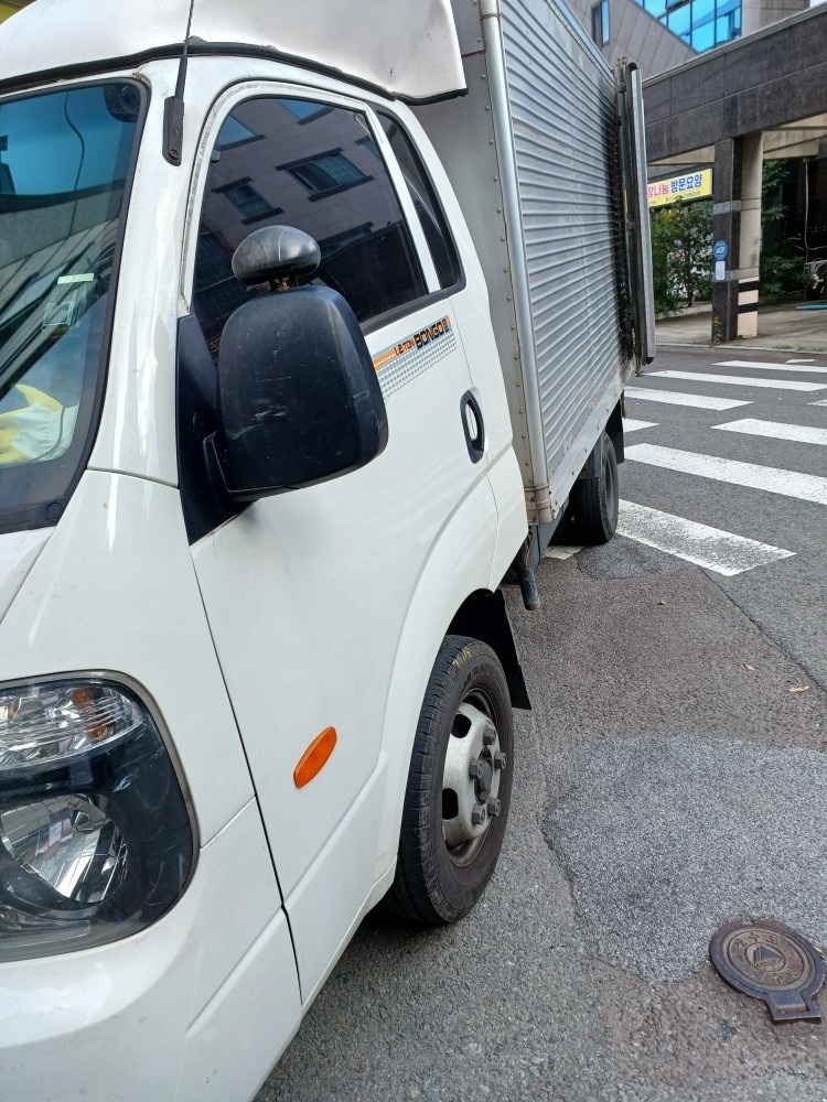 지입차입니다 냉동탑차 부산감천항5ㆍ6 중고차 직거래 (3)