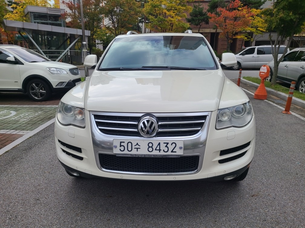 투아렉 Ⅰ 7L V6 3.0 TDI 4Motion (225마력) 매물 썸네일