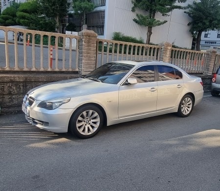 BMW 528I 5시리즈  판매합니다 중고차 직거래 (2)