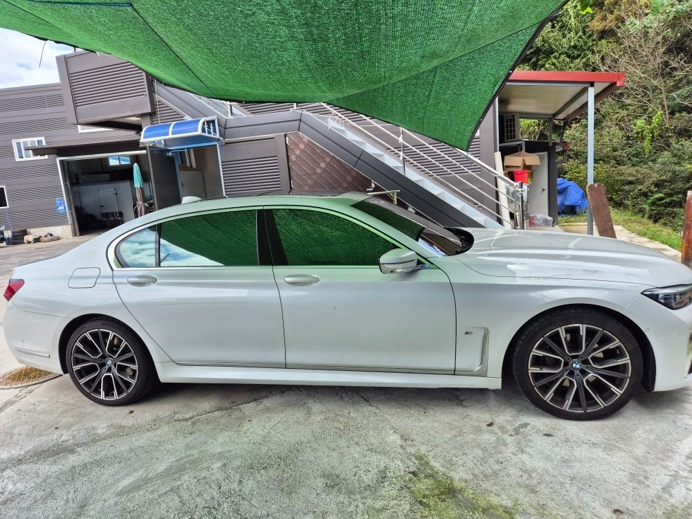 7시리즈 G11 740Li xDrive 후기형 (340마력)M Sport 매물 썸네일