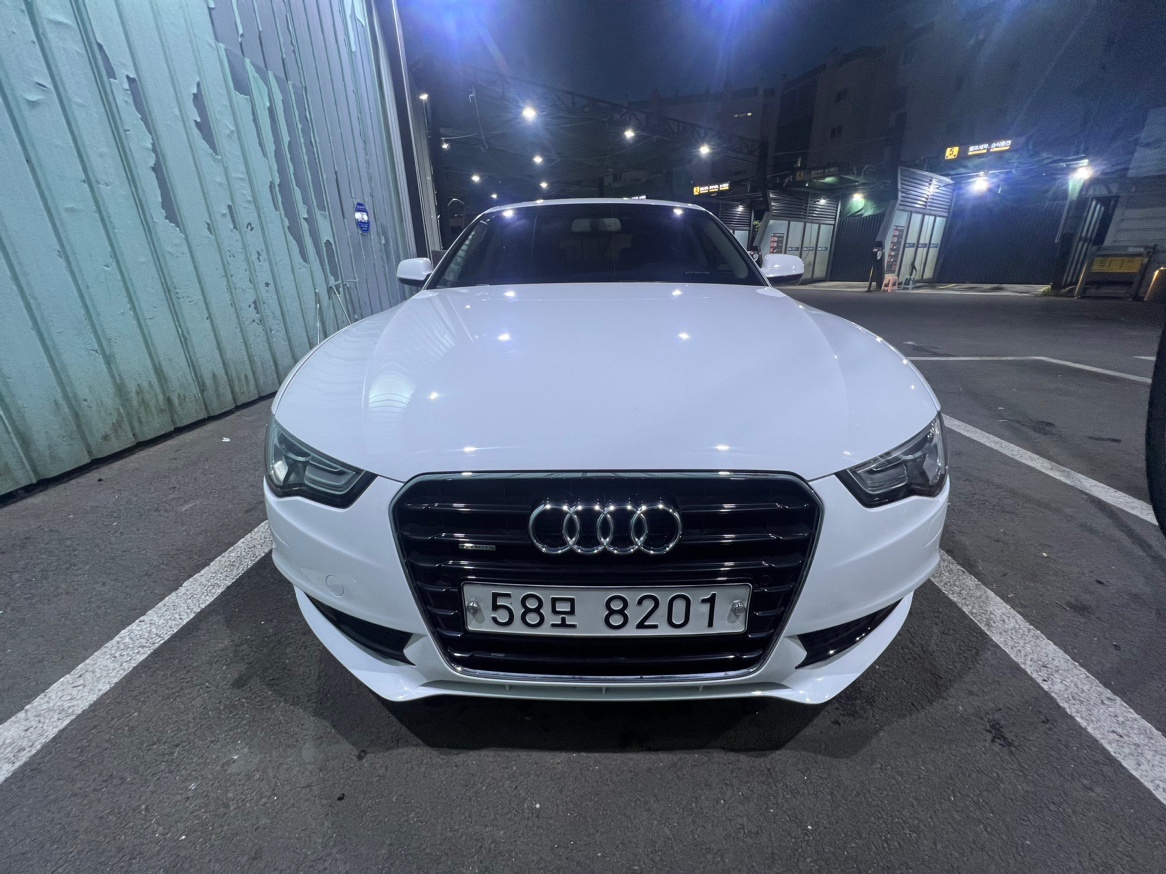 A5 8T 2.0 TDI Sportback 콰트로 (177마력) 매물 썸네일