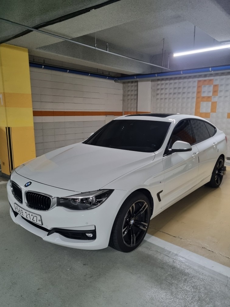 3시리즈 GT F34 GT 320d 페이스리프트 (190마력) 매물 썸네일