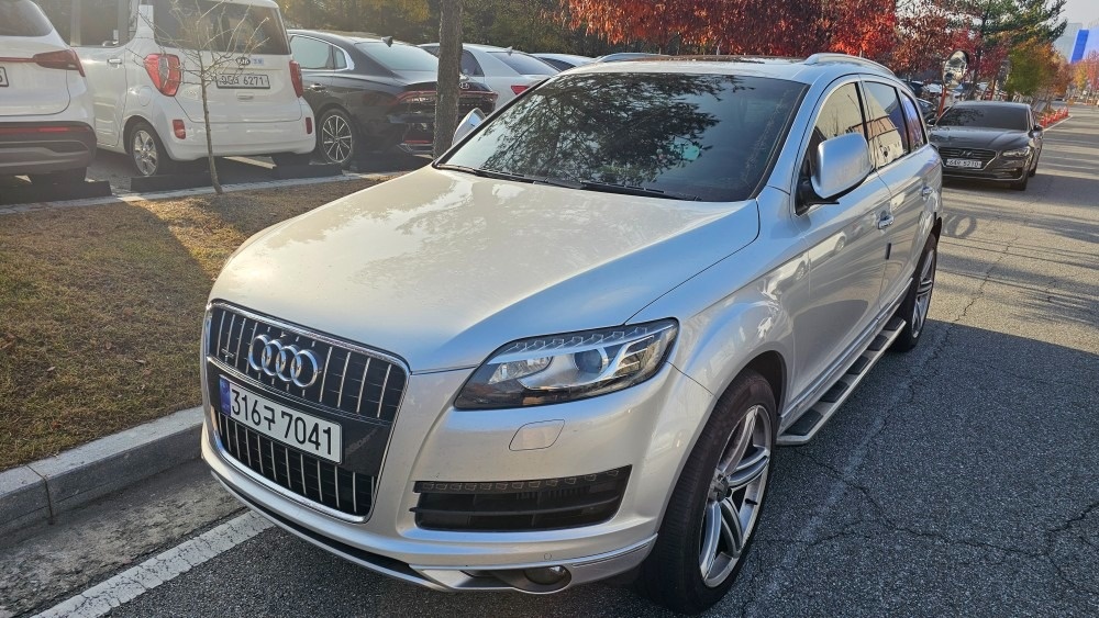 Q7 4L 3.0 TDI 콰트로 (239마력)다이나믹 매물 썸네일