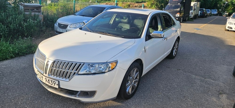 MKZ Ⅰ CD533 V6 3.5 FWD 기본모델 매물 썸네일