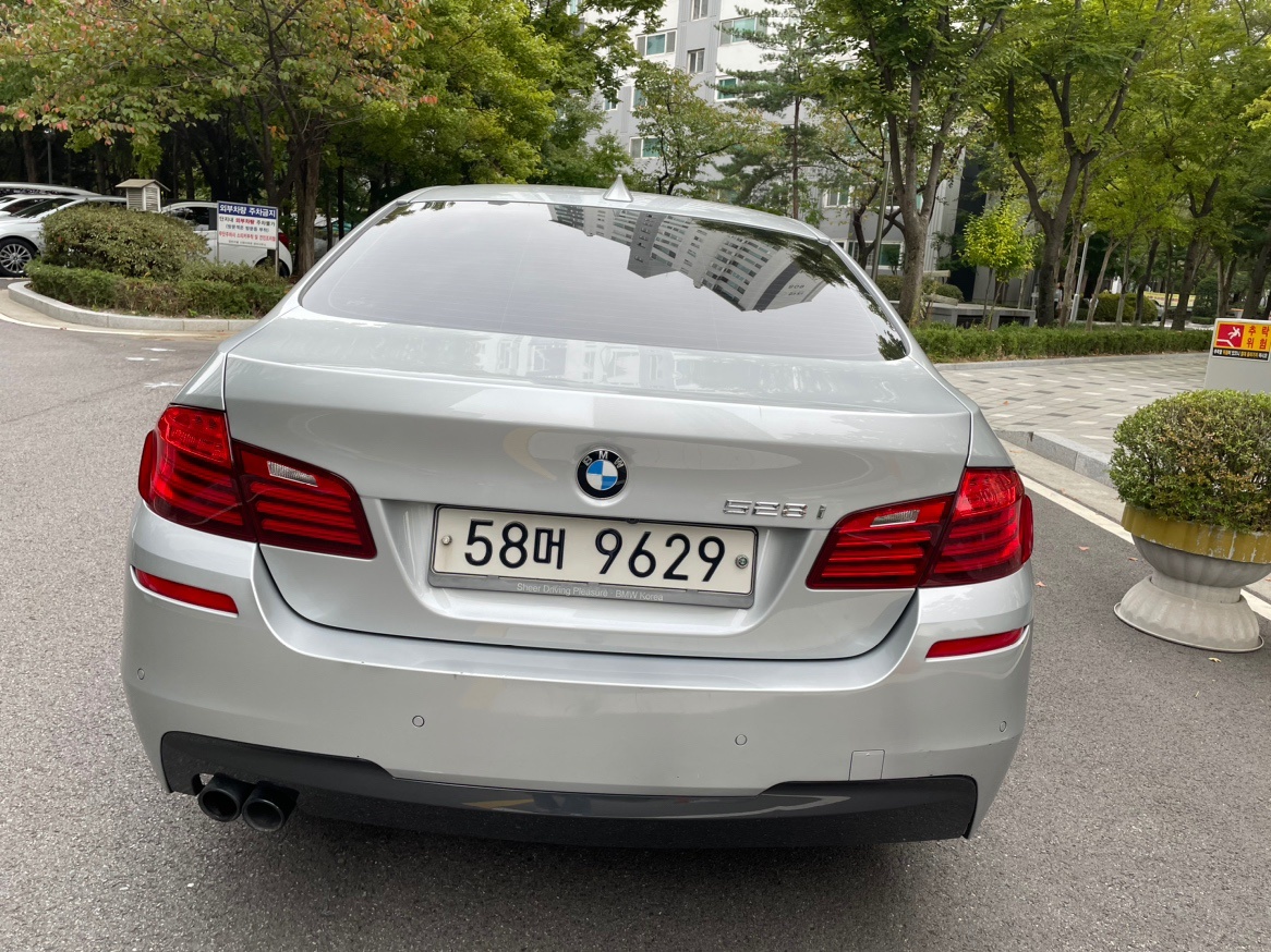 * BMW 528i M 에어로 다이나 중고차 직거래 (2)