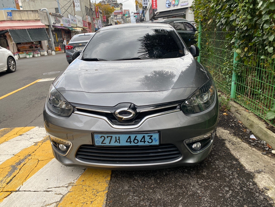 SM3 Z.E BEV(35.9kWh) FWD RE 매물 썸네일