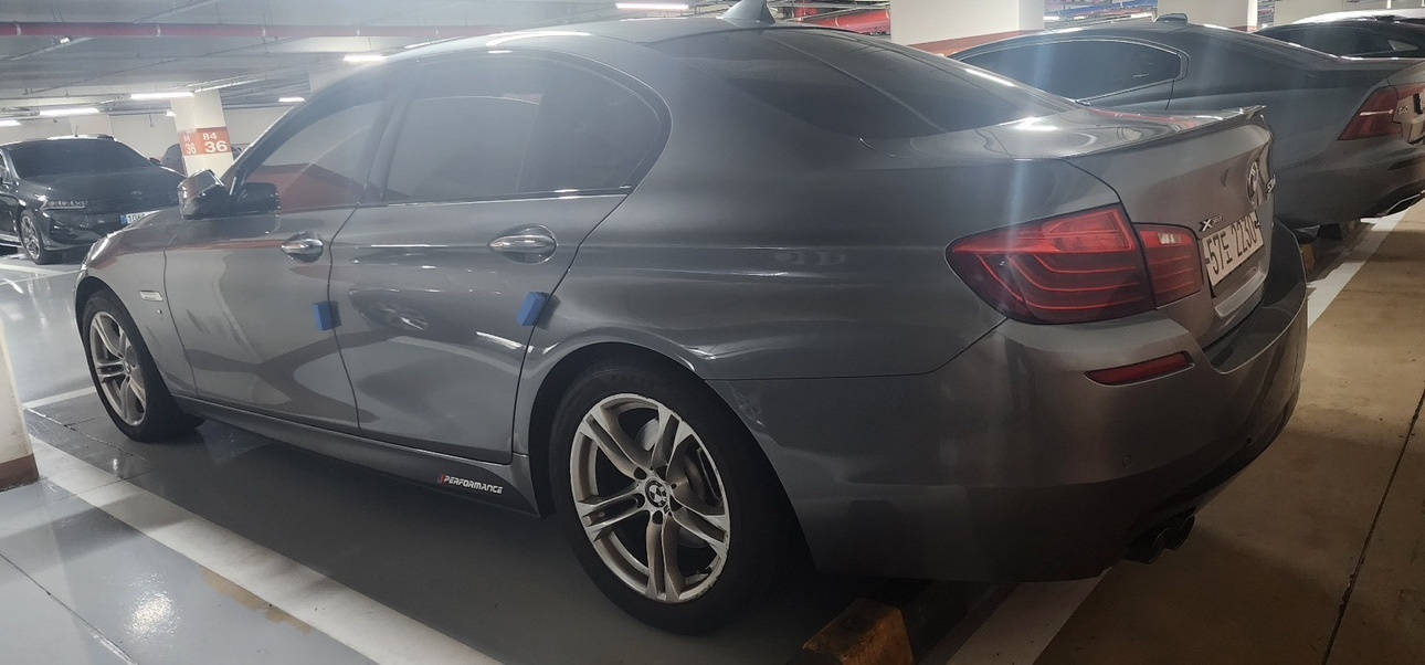 BMW 5시리즈 F10 530d xD 중고차 직거래 (4)