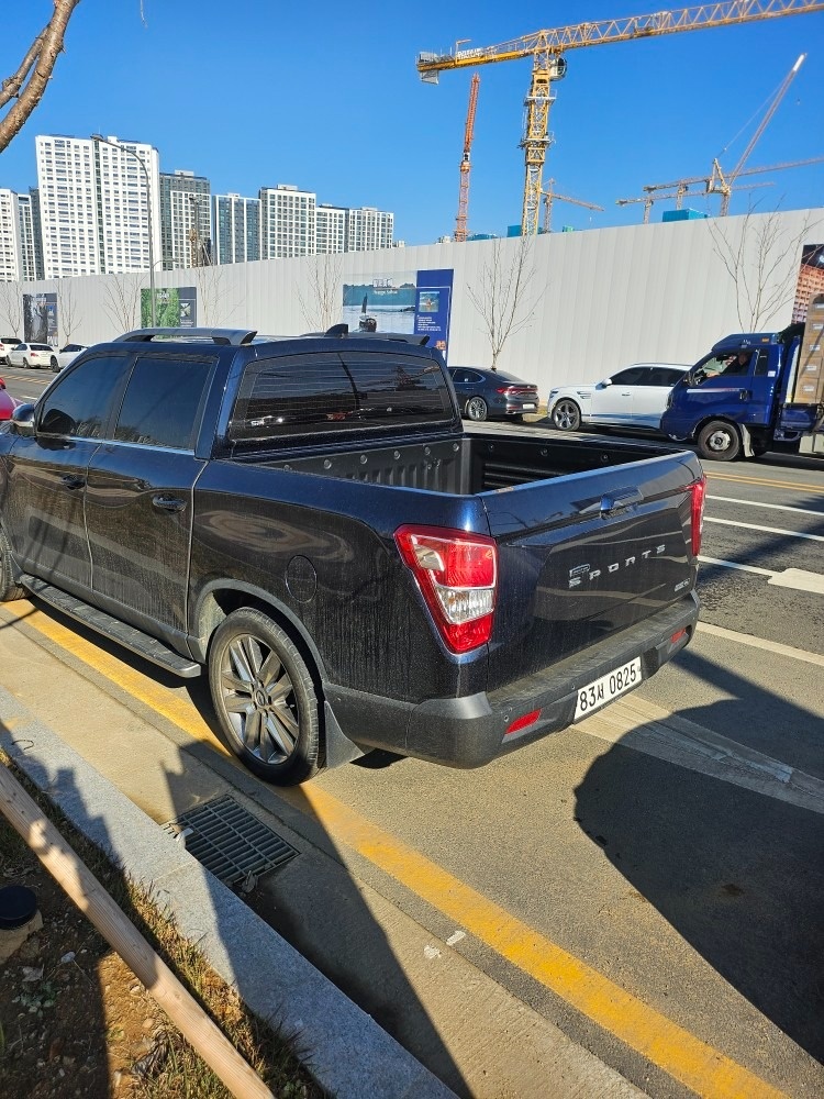 렉스턴 스포츠 Q200. G4 5인승(디젤 2.2) 4WD 프레스티지 매물 썸네일