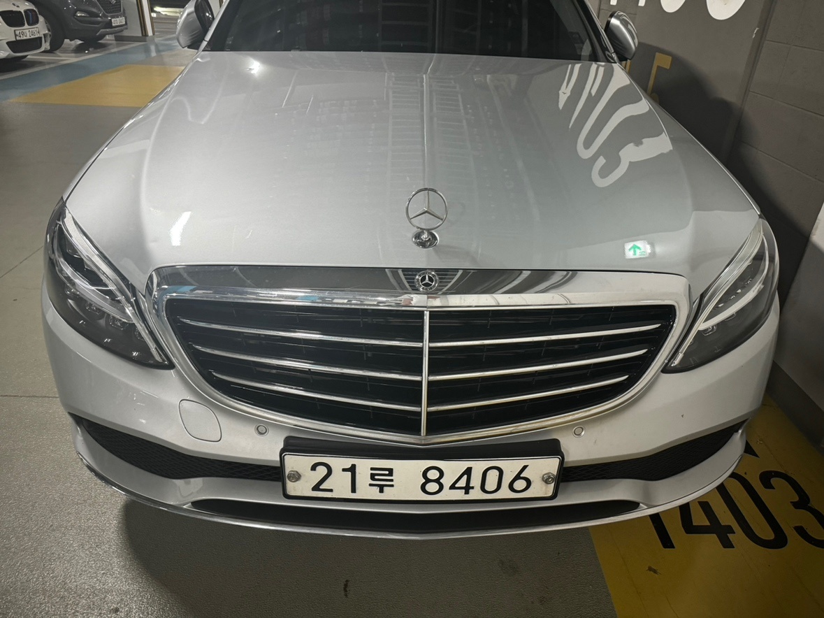 벤츠 19년식 c220d 4matic 중고차 직거래 (3)