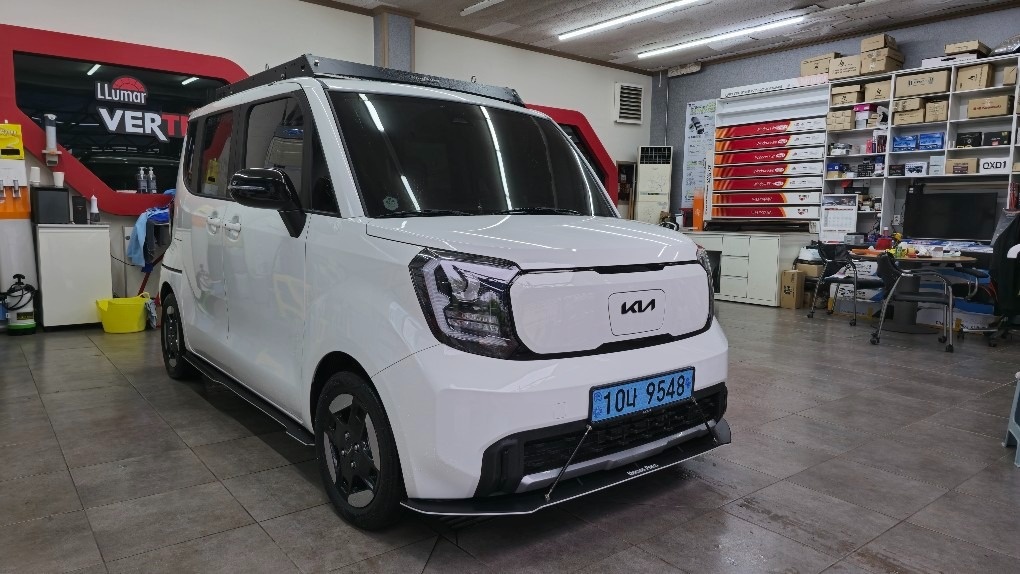 더 뉴 레이 PE2 TAM BEV(35.2 kWh) FWD 에어(205km) 매물 썸네일