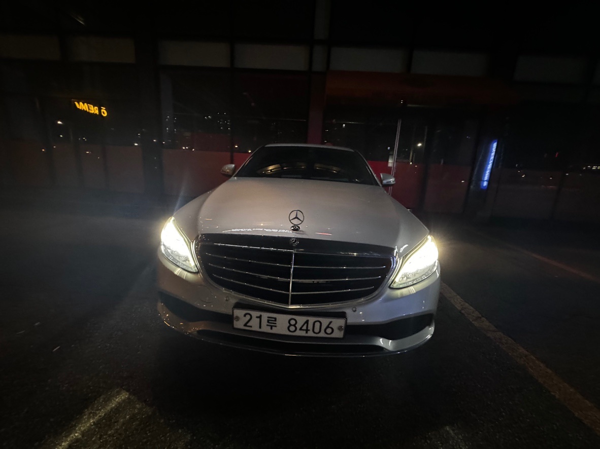 벤츠 19년식 c220d 4matic 중고차 직거래 (11)