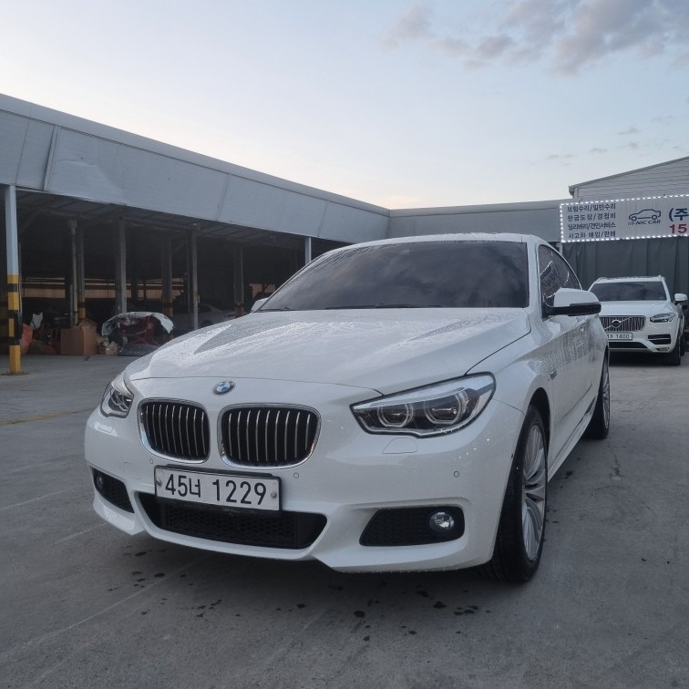 5시리즈 GT F07 GT 530d xDrive 페이스리프트 (258마력) 매물 썸네일